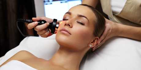 laser facial treatment